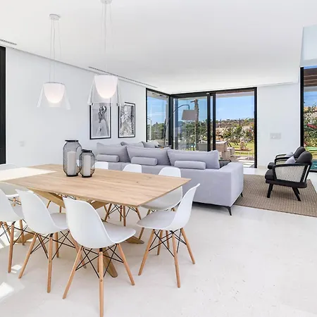 Holiday home Modern Cabopino *