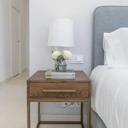 Modern Cabopino *