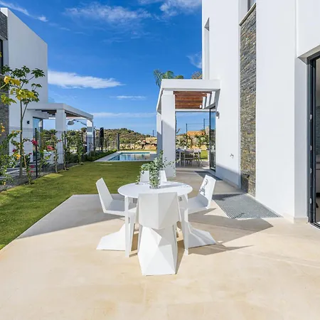 Modern Cabopino * Malaga
